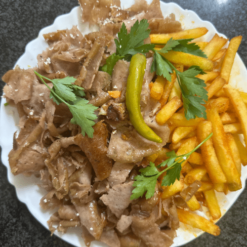 Dönerteller mit Pommes frites