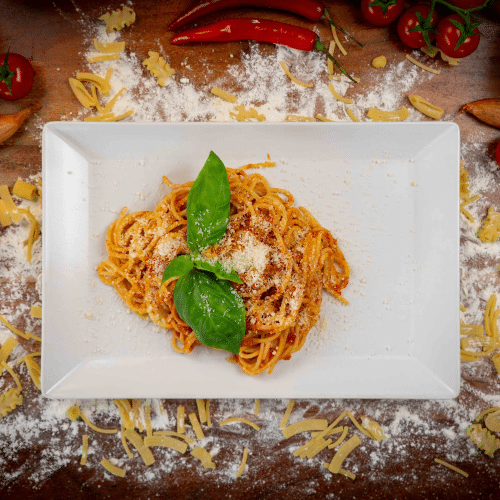 Spaghetti mit Tomatensauce
