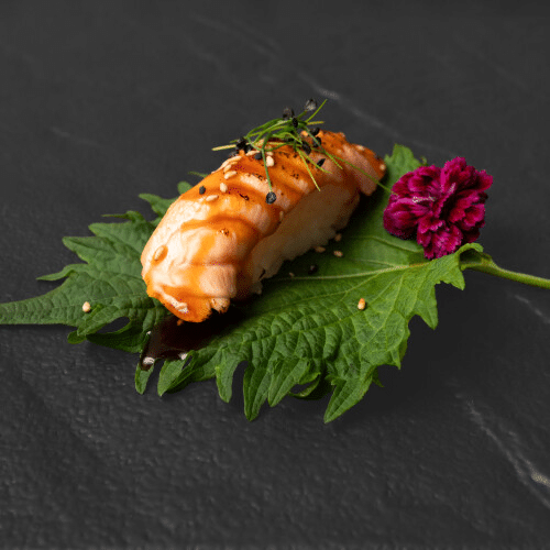 Flamed Lachs Nigiri