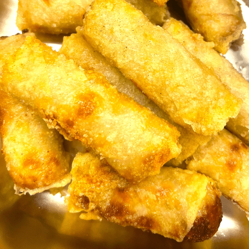 Frühlingsrollen mit Hühn mit Süß-Sauer-Soße (8 Stück)