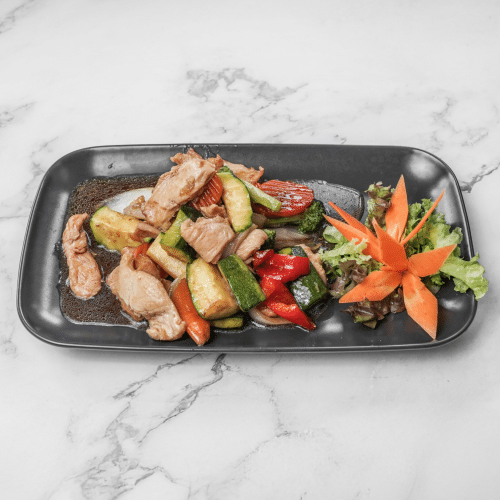 Gemüse Kanton Art mit Hühnerfleisch