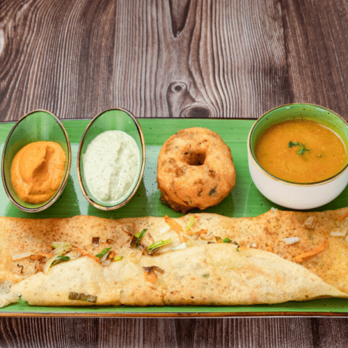 Onion Dosai mit Vadai, Sambar, Chutney (Vegetarisch)