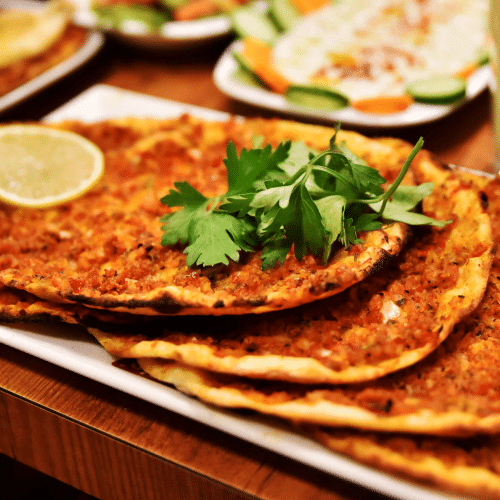 Lahmacun mit Käse