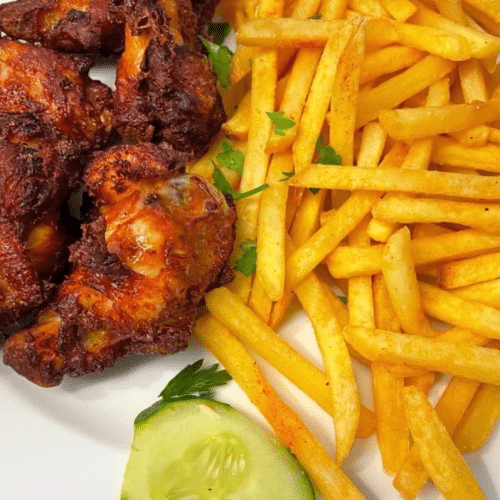 Chicken Wings mit Pommes frites
