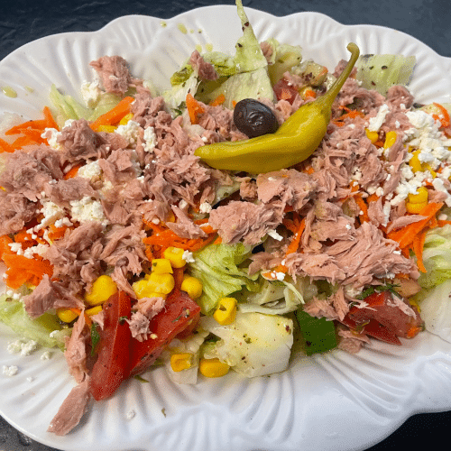 Gemischter Salat mit Thunfisch,