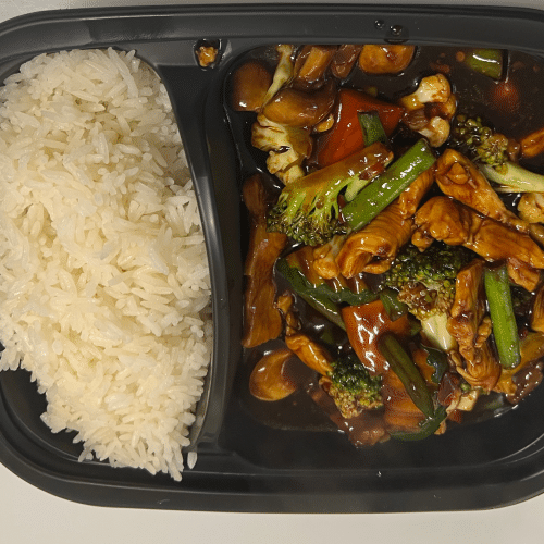 Hühnerfleisch nach Szechuan Art (scharf)