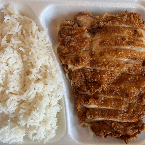 Knuspriges Hähnchen mit chinesischen Pilzen und Bambus