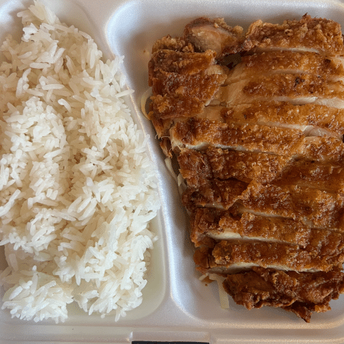 Knuspriges Hähnchen mit Erdnusssauce