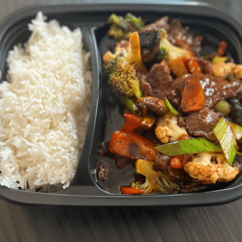 Rindfleisch nach Szechuan Art (scharf)