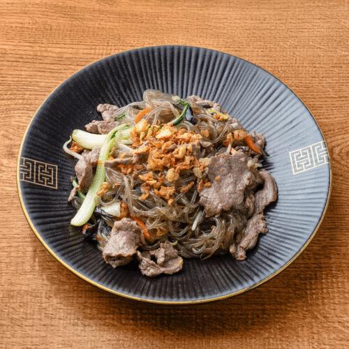 Gebratene Glasnudeln mit Rindfleisch