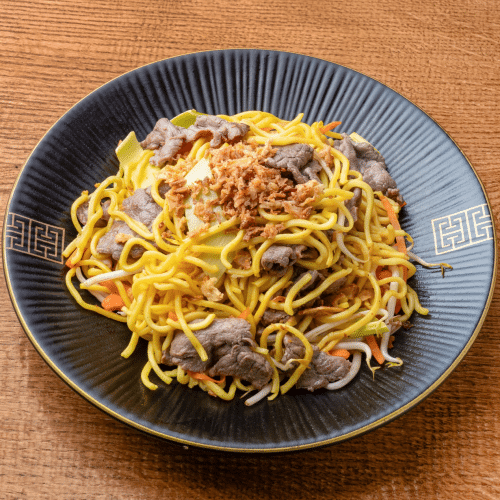 Gebratene Nudeln mit Rindfleisch