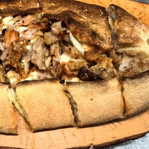Pide mit Drehspießfleisch