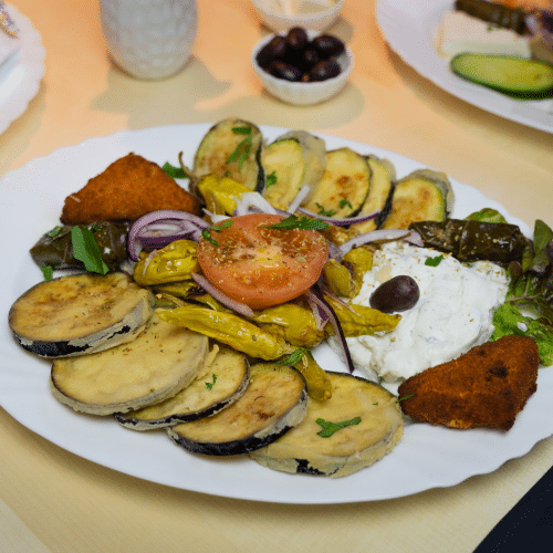 Warme Vorspeisenvariation zum Teilen (vegetarisch)