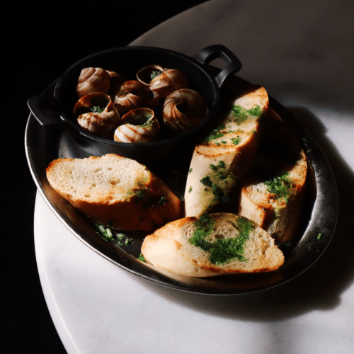 Escargots au Vin Blanc