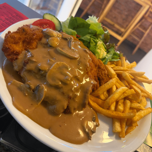 Schnitzel Jägersauce