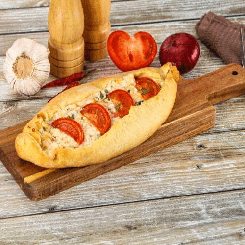 Pide mit Schafkäse