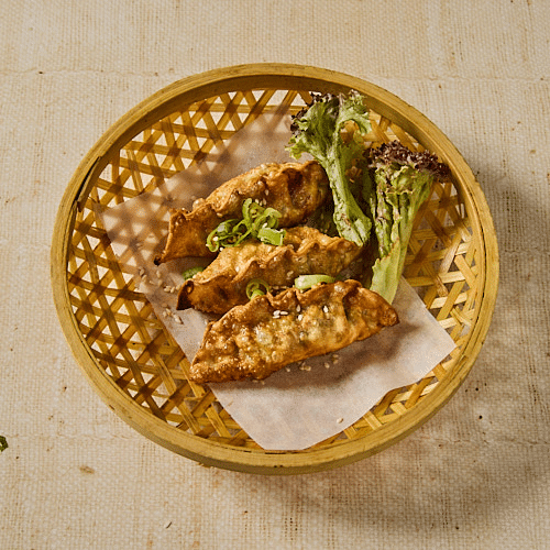 Gebratene Fried Kimchi Mandu (scharf, 3 Stück)