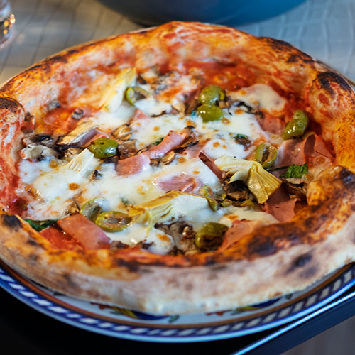 Pizza Biancaneve