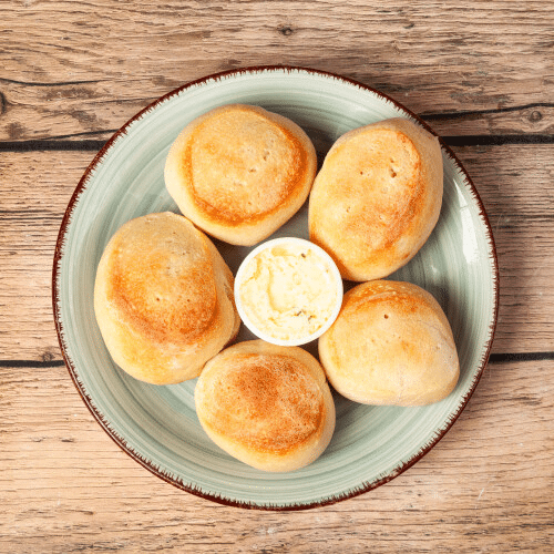 Pizzabrötchen mit Kräuterbutter