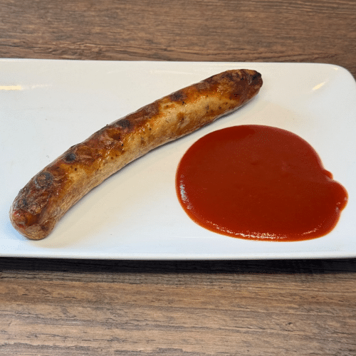 Bratwurst mit Ketchup