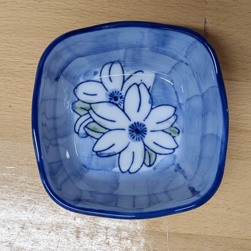 Kleine Keramikschüssel Blumen