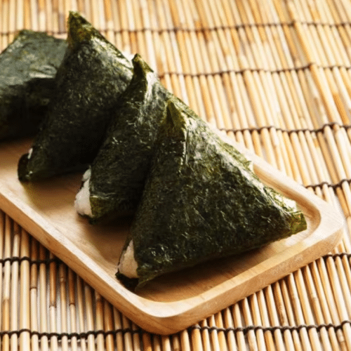 Onigiri Lachs & Edamame
