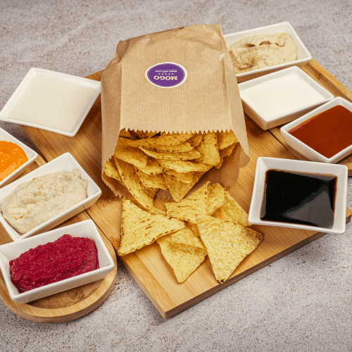 Tortilla Chips mit Chili-Salsa