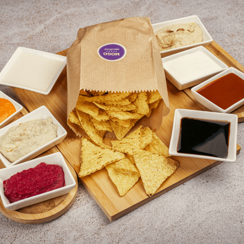 Tortilla Chips mit Tahina Dip