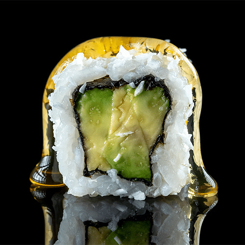 Avocado mit Honig und Kokosraspeln California