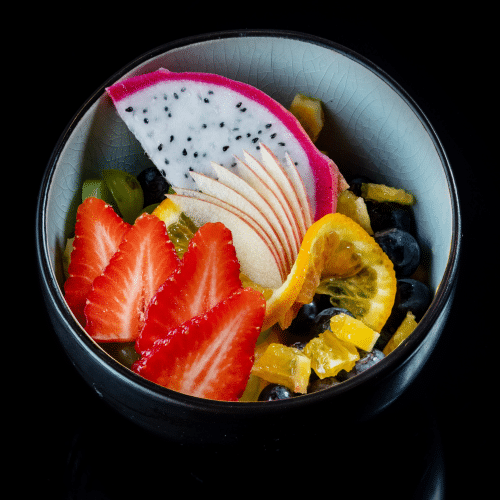 Fruit Box mit Erdbeersauce