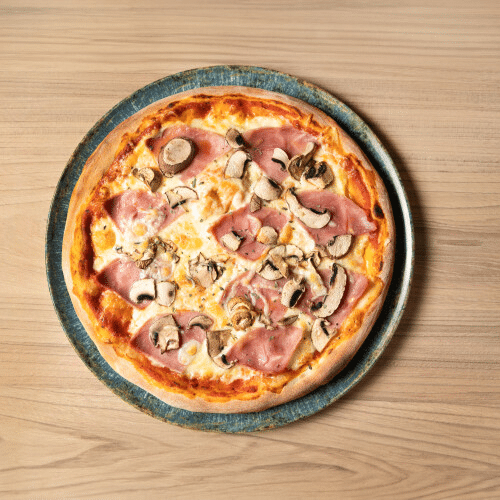 Pizza Funghi e Prosciutto
