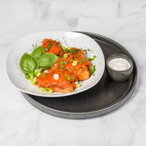 Golubtsi mit Fleisch in cremiger Tomatensauce