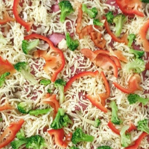 Halbe- Partypizza (40cm x 30cm) Ca für 2 personen