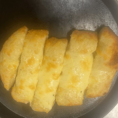 Pizzabrot mit Käse