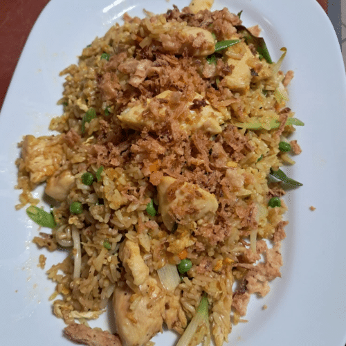 Gebratener Eierreis - Hühnerfleisch