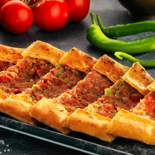 Pide mit Hackfleisch