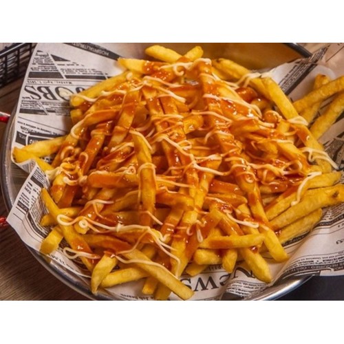 Pommes mit bb.q Sauce 