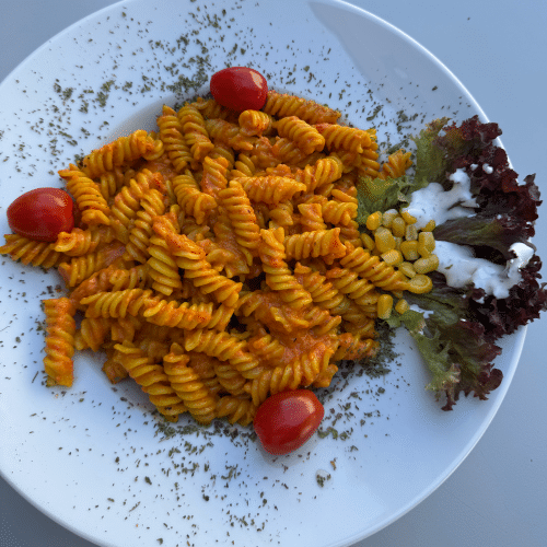Klassische Nudeln mit Pommodoro Sauce (Vegetarisch)