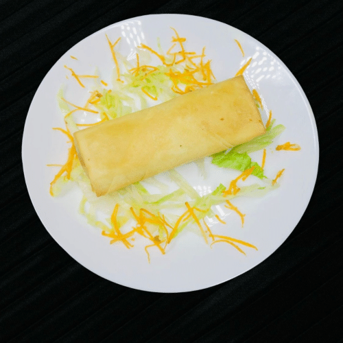 Frühlingsrolle mit Spinat und Schafskäse gefüllt