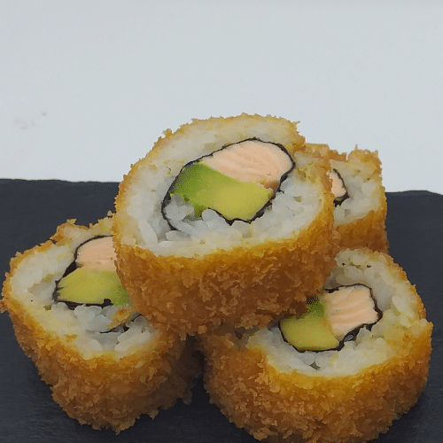 Crispy Lachs und Avocado Spezial Rolle (8 Stück)