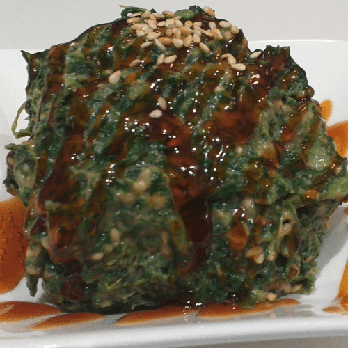 Frischer Spinat mit Sesam (vegetarisch)