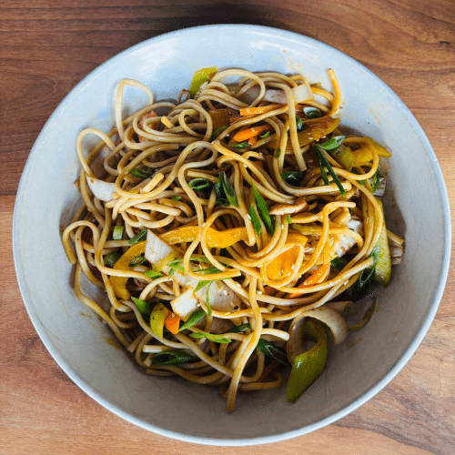 Gebratene japanische Nudeln (vegetarisch)