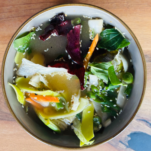 Gemischte Gemüsesuppe (vegetarisch)