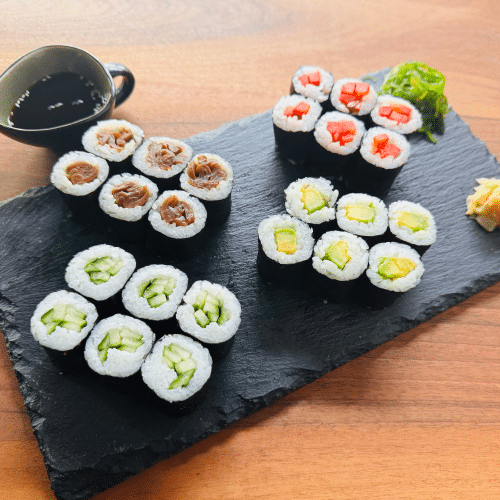 Vegetarische Maki Sushi-Teller