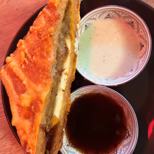 Bread-Paneer-Aalu Pakora