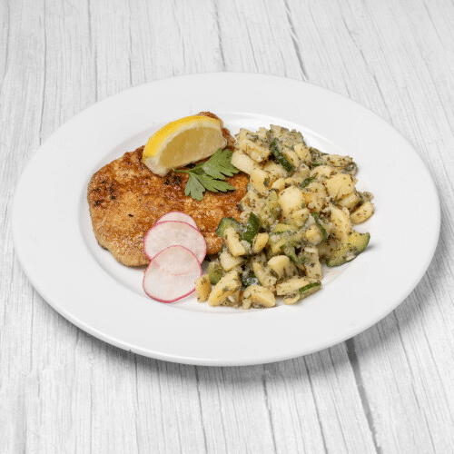 Schnitzel Wiener Art - mit Kartoffel-Gurkensalat