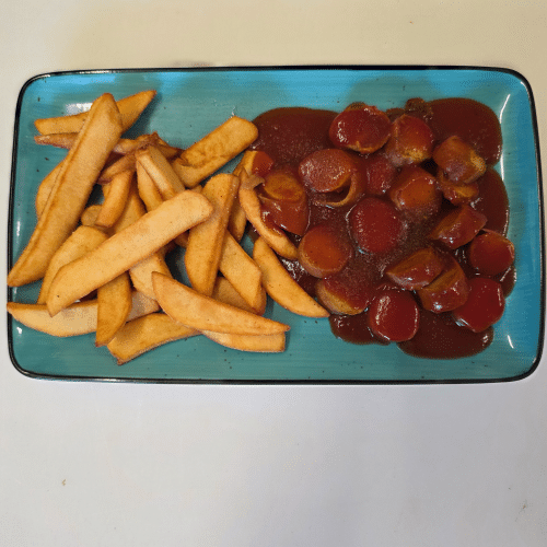 Currywurst mit Steakhaus Frittes