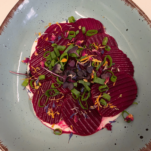 Rote Beete auf Meerrettich Schmand