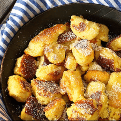 Kaiserschmarrn mit Apfelmus