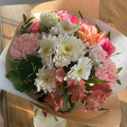 Blumenstrauß mit Alstro